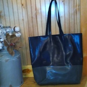Sorial Tote